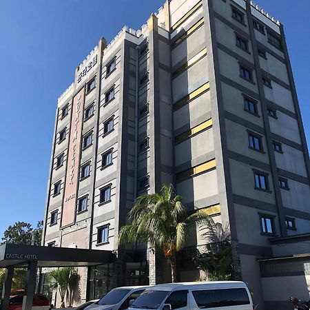 Punta Clark Hotel Clark Field Экстерьер фото